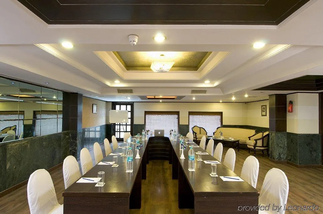 Howard Plaza The Fern, Agra Hotell