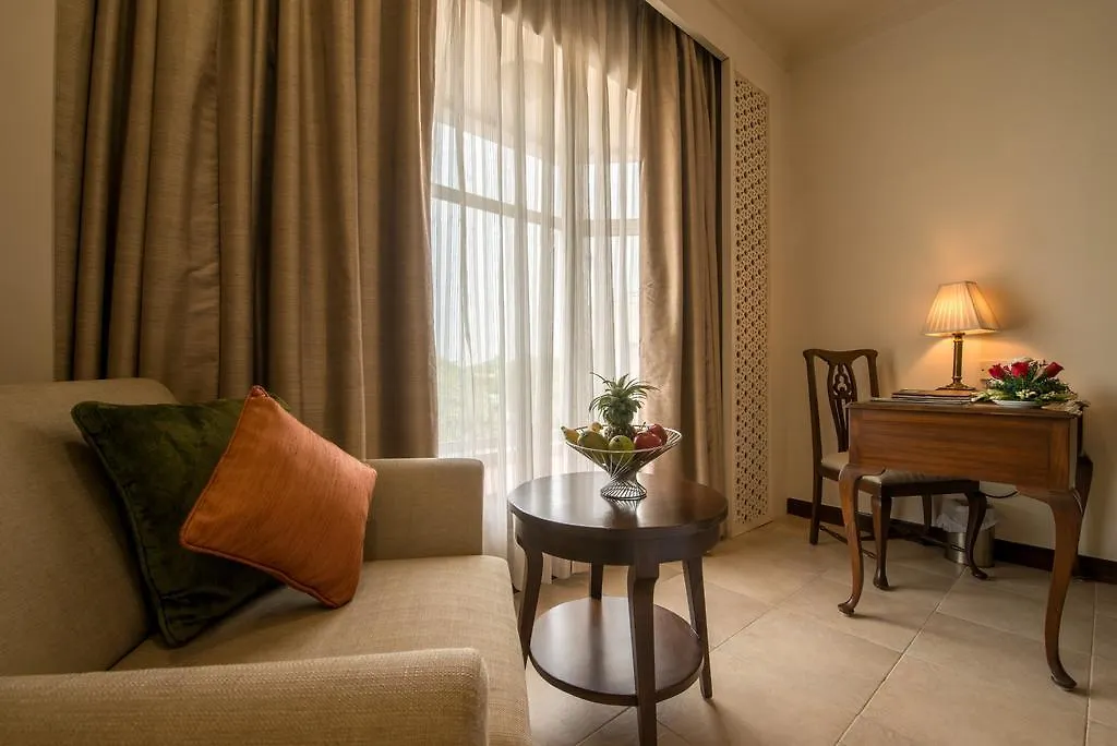 **** Hotell Howard Plaza The Fern, Agra Agra  Indien